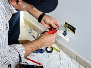 cara menanam kabel instalasi listrik didalam dak lantai beton