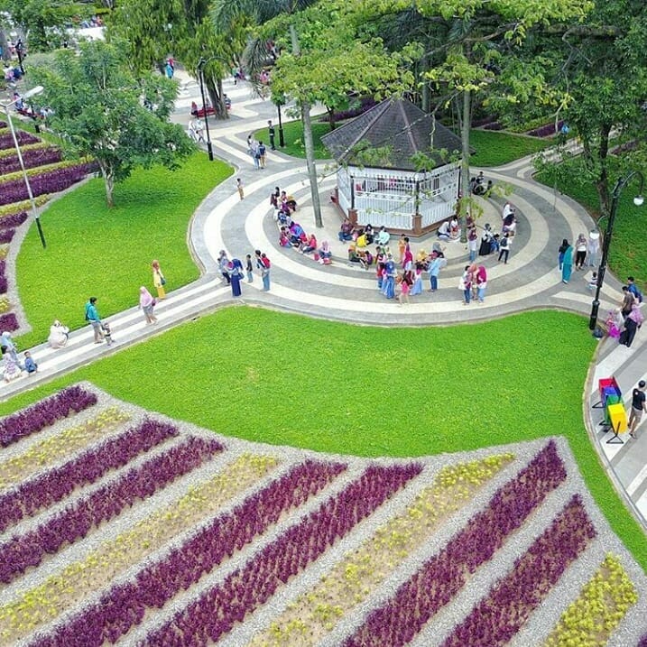 panorama taman badak bandung