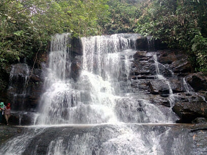 Curug Country