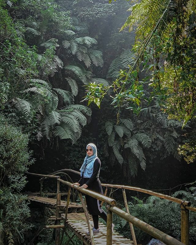 tempat wisata bandung Curug Tilu Leuwi Opat Lembang