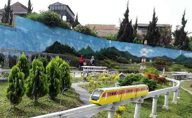Taman Miniatur Kereta Api Bandung