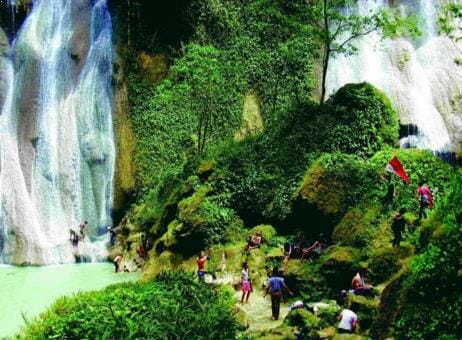 Gambar Air Terjun Samparona