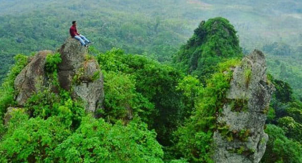 Gambar Bukit Selo Arjuno & Bukit Bligo Kendal