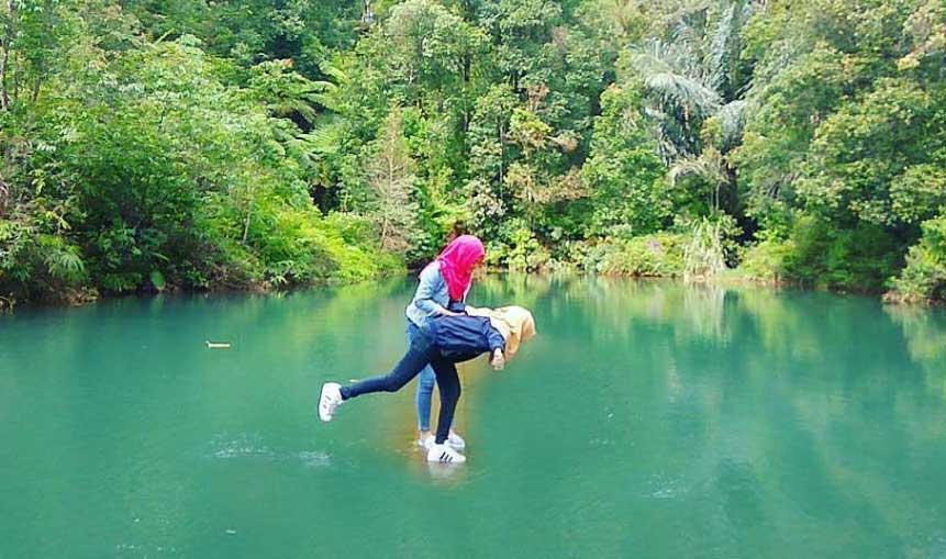 Gambar Danau Banaran Kendal
