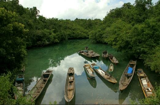 Gambar Danau Napabale