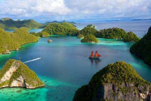 Gambar Pulau Wayag Raja Ampat