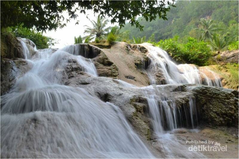Grojogan Sewu Pacitan
