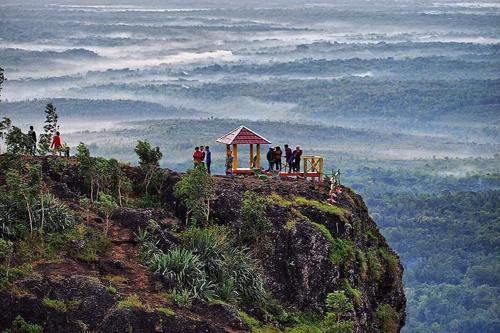Keindahan Puncak 4G Gunung Kidul