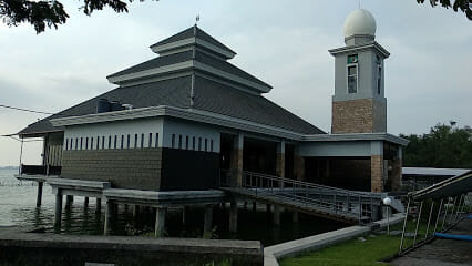 Masjid Apung Nurul Bahri