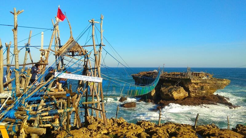 Pantai Timang