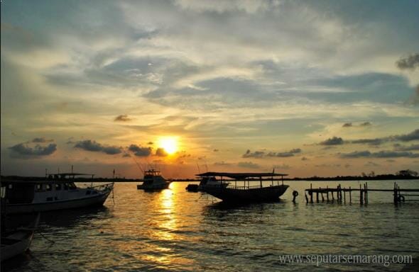 Sunset di Pantai Marina Semarang