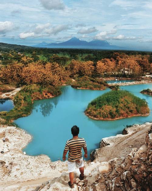 Telaga Biru Semin