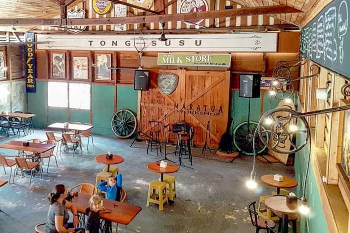 Tong Susu Cafe