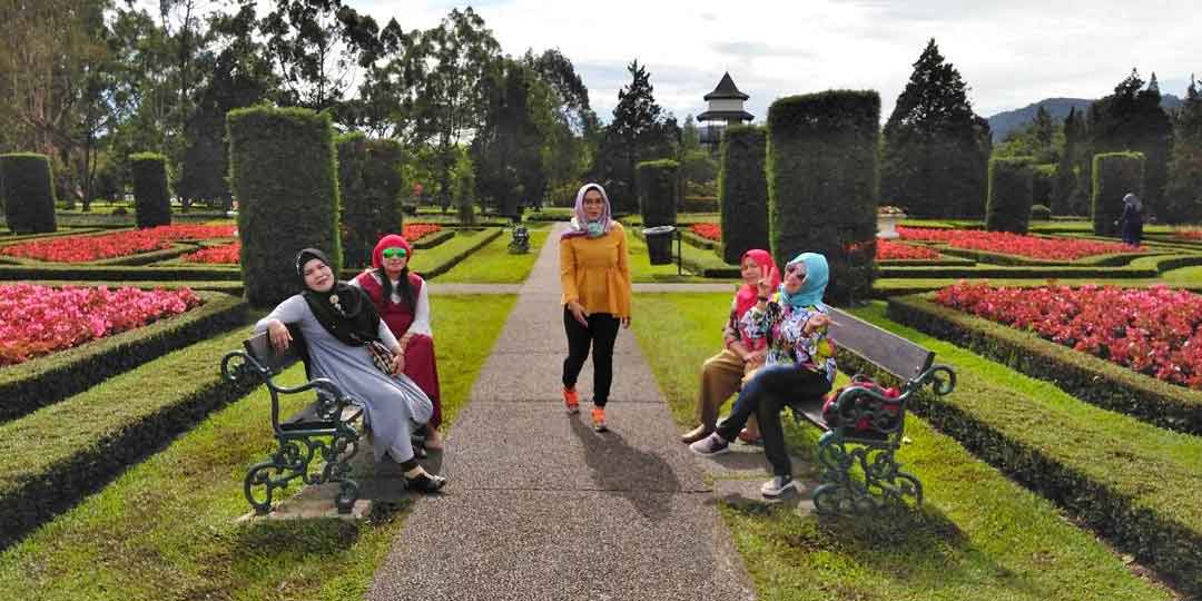 Taman Bunga Nusantara