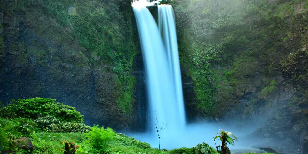 Curug Sanghyang Taraje