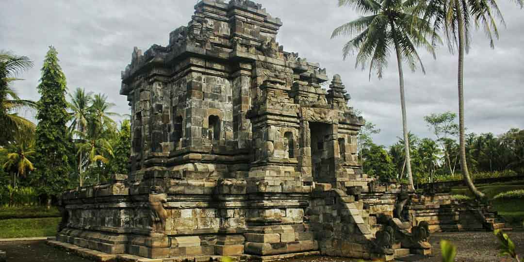 Candi Ngawen
