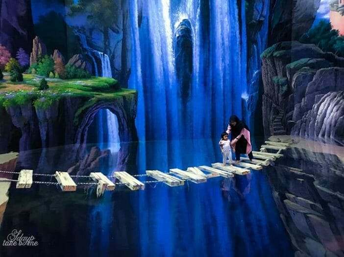 tempat wisata bandung amazing art world