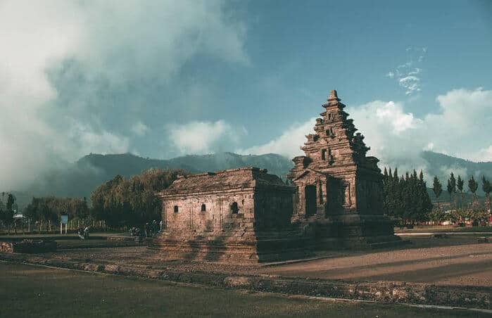 candi arjuna dieng
