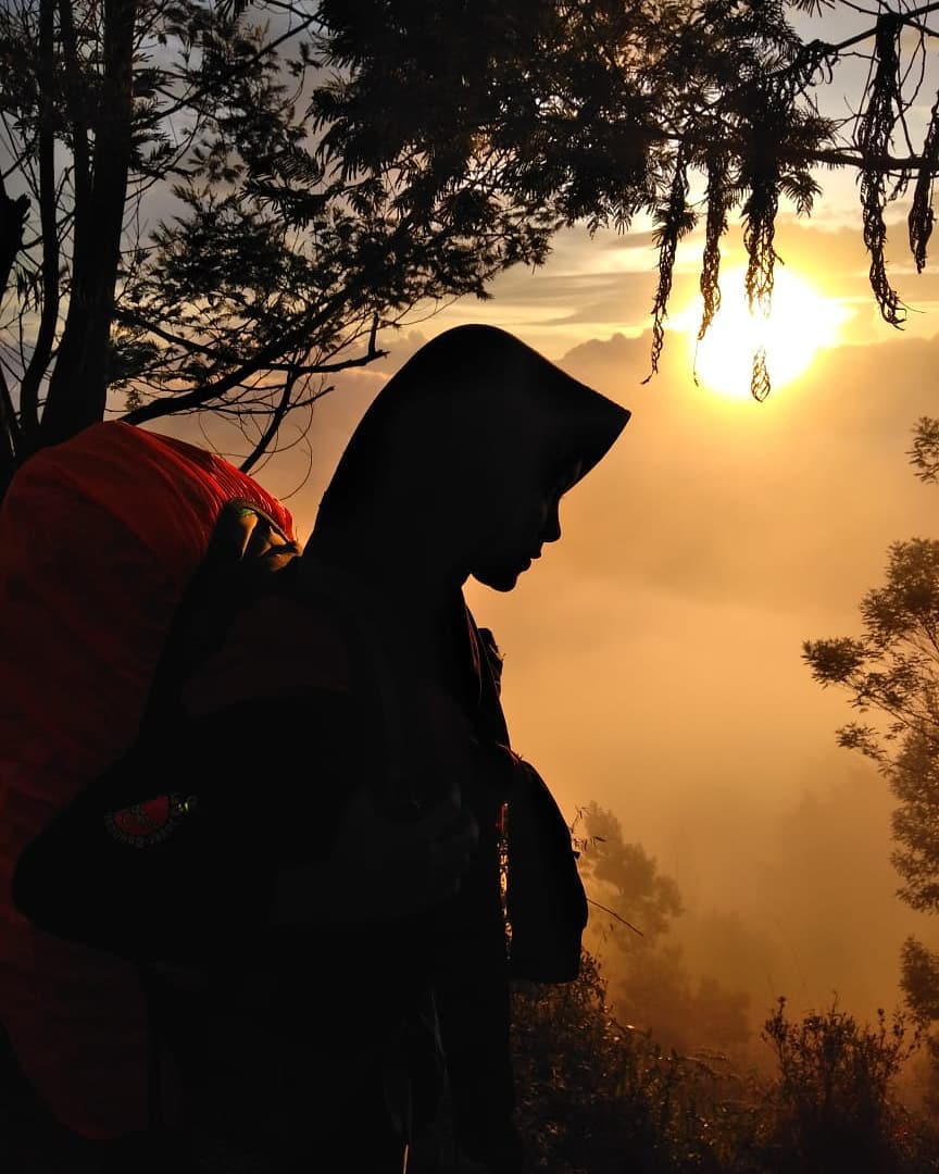 gunung prau malam