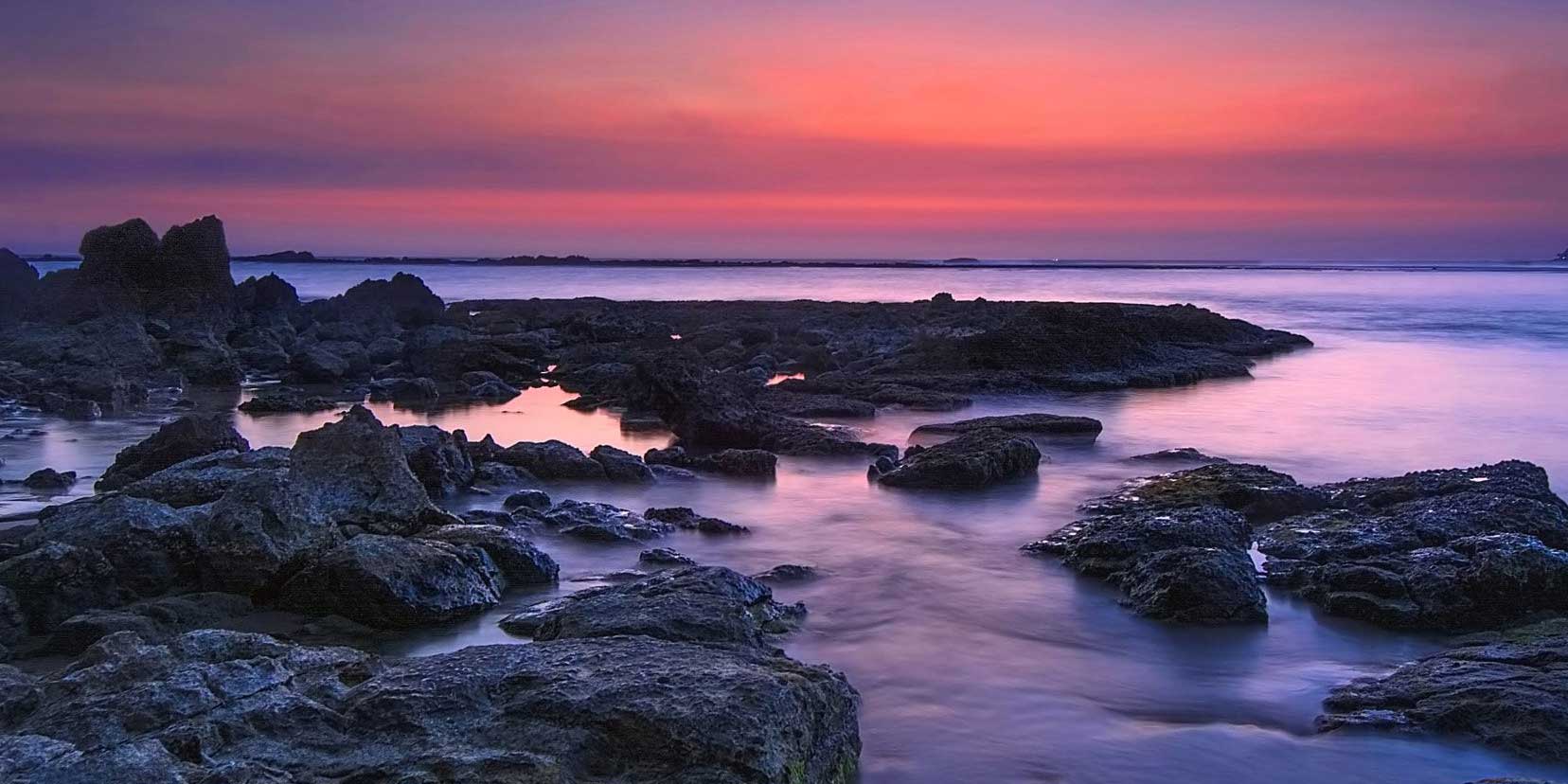 Pulau Manuk Sawarna