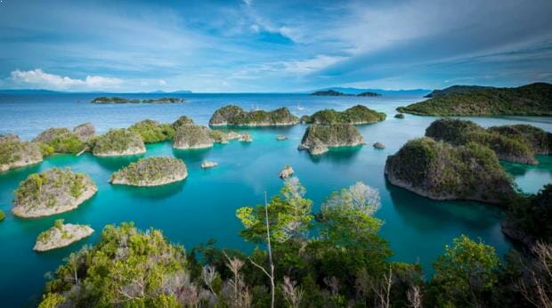 tempat wisata raja ampat di indonesia