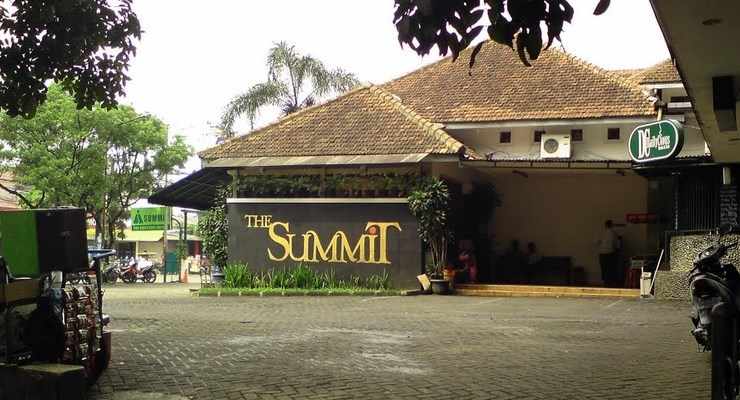 tempat wisata bandung the summit factory outlet
