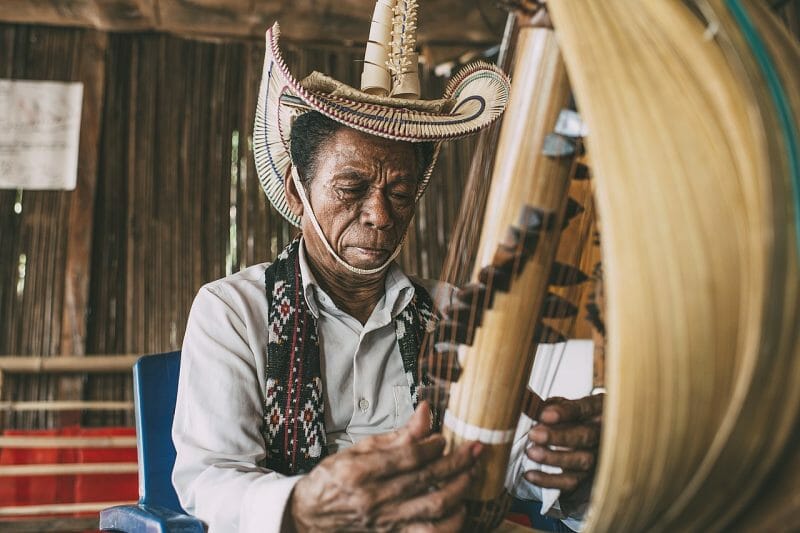 Mengenal Sasando, Alat musik Tradisional Nusa Tenggara Timur Mengenal Sasando, Alat musik Tradisional Nusa Tenggara Timur