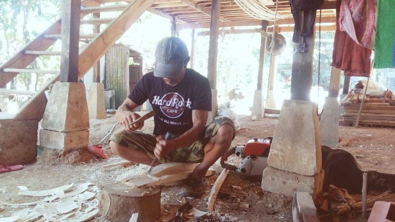 Pembuatan Alat Musik Kacapi