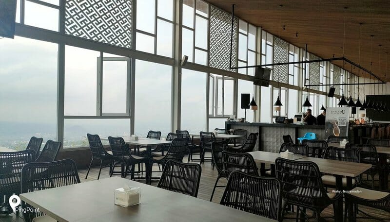 fifteen celcius sky lounge