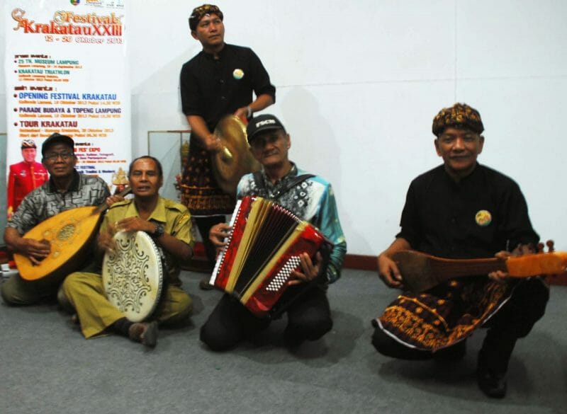 Mengenal Alat Musik Lampung Mengenal Alat Musik Lampung