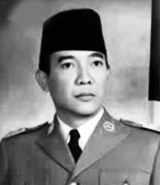 Presiden Soekarno hitam putih