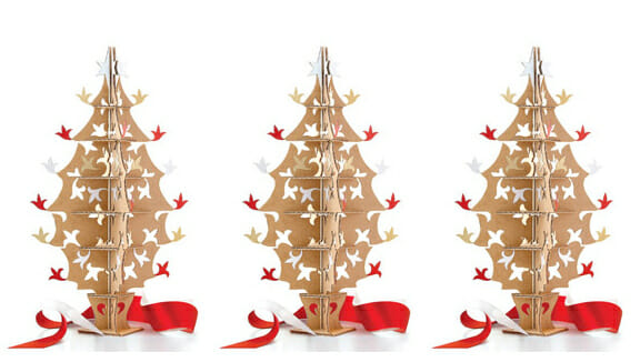 Pohon Natal dari Kardus Bekas Pohon Natal dari Kardus Bekas